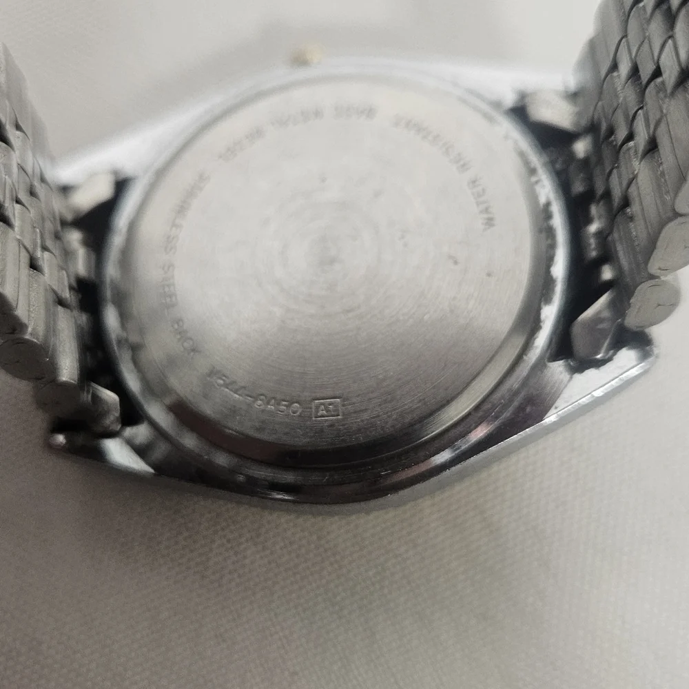 Lorus By Seiko Two-Tone Silver and Gold Watch - Picture 4 of 4